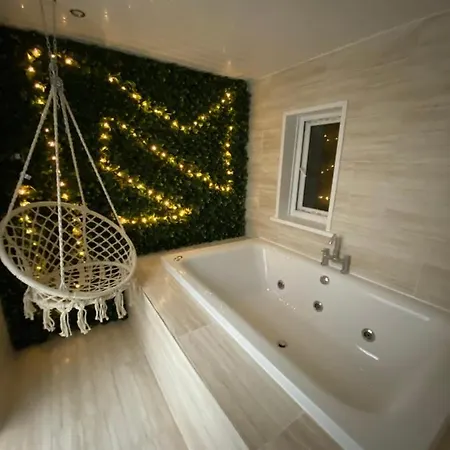 Luxe Bradford