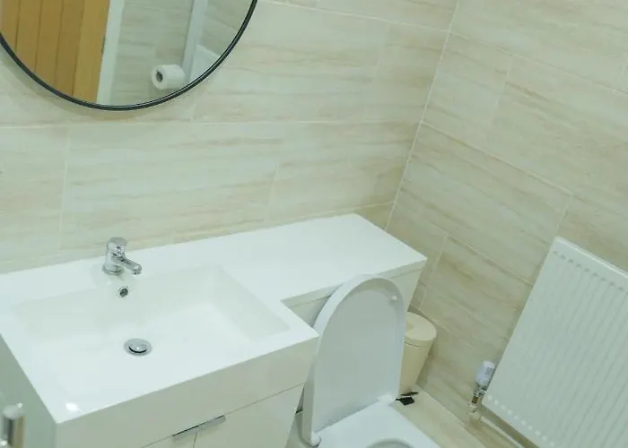 Luxe Bradford (West Yorkshire)