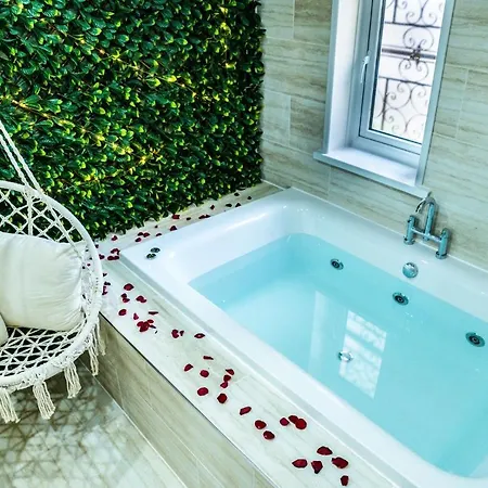 Luxe ブラッドフォード